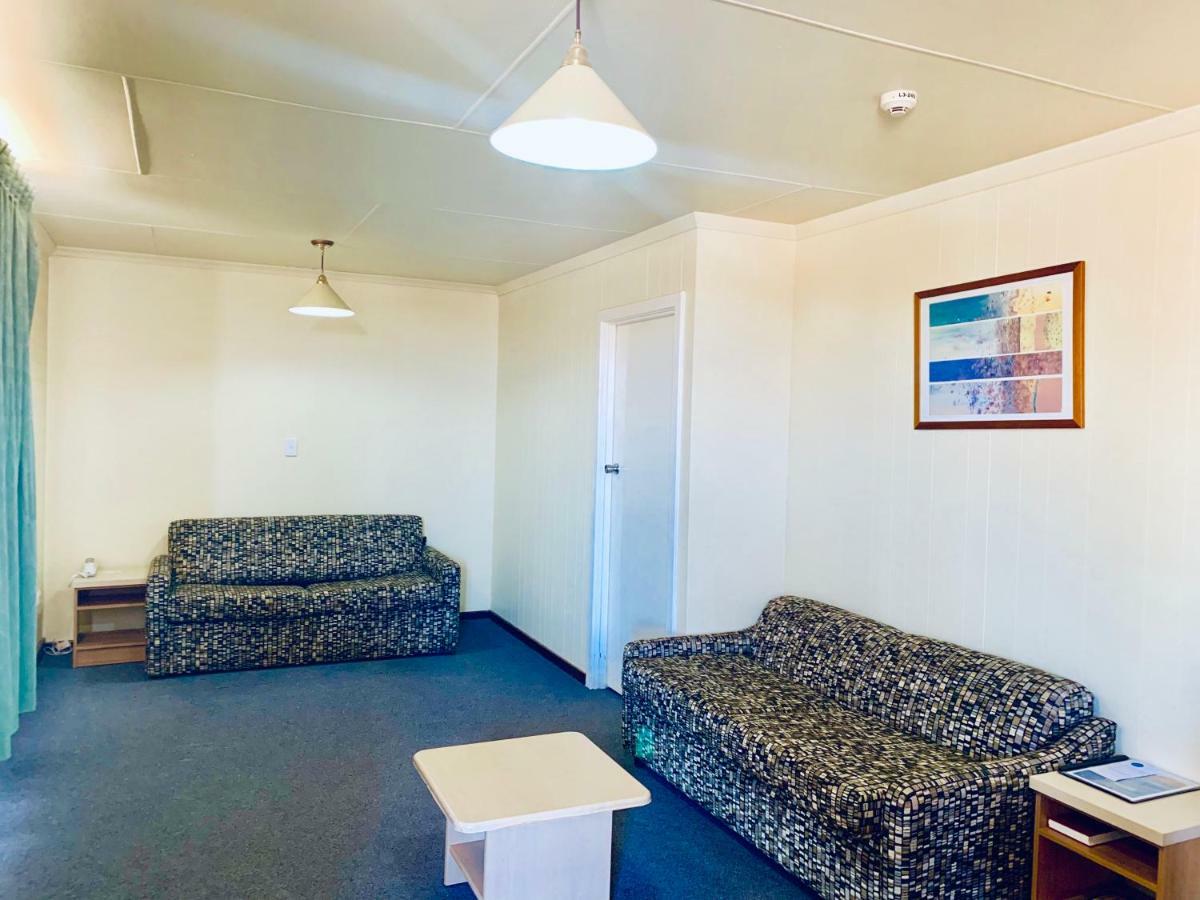 Opal Inn Hotel, Motel, Caravan Park Coober Pedy Extérieur photo