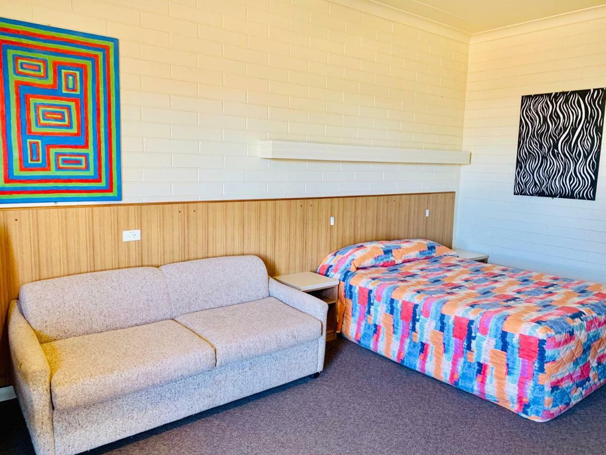 Opal Inn Hotel, Motel, Caravan Park Coober Pedy Extérieur photo